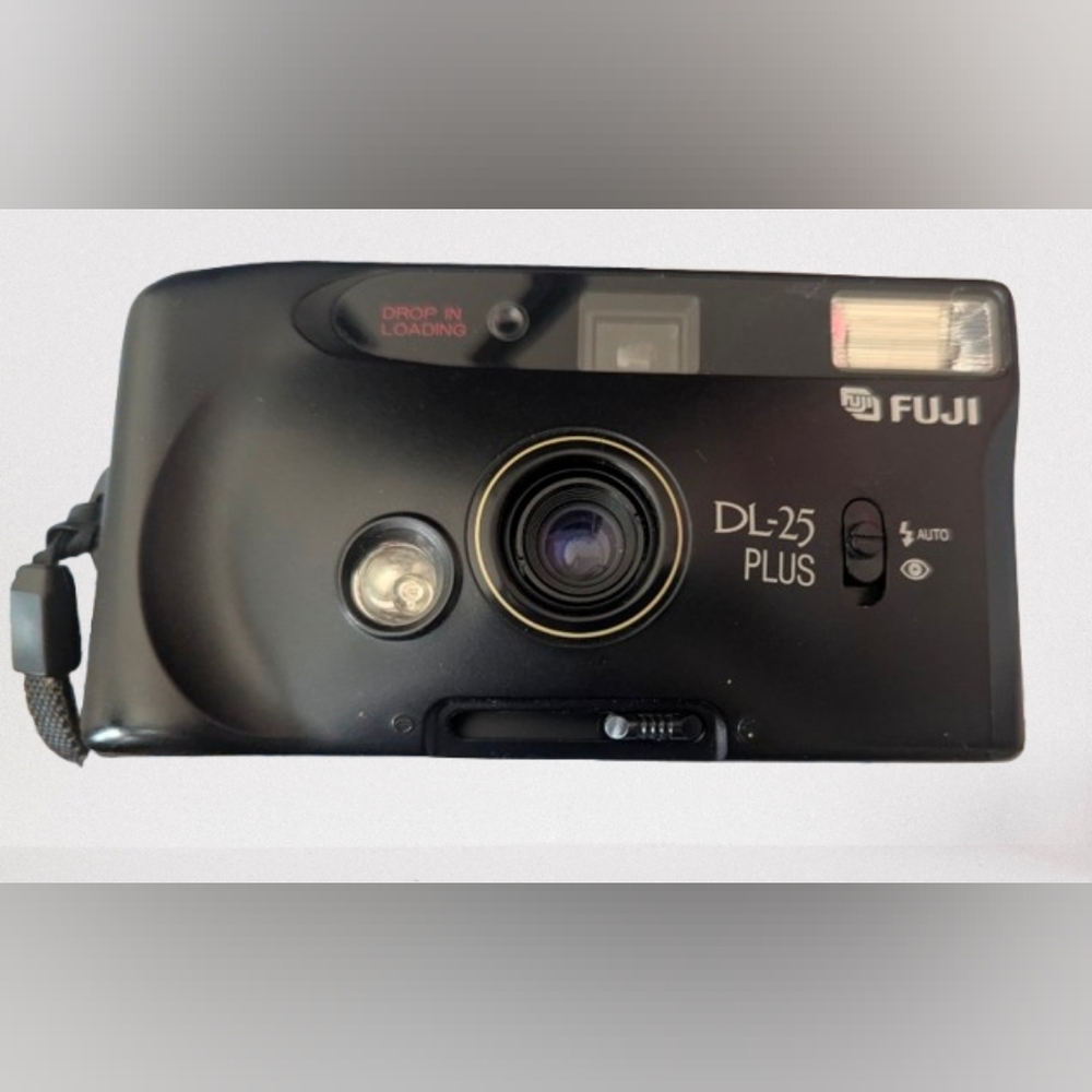 Vintage DL-25 Plus Black Working Film Camera